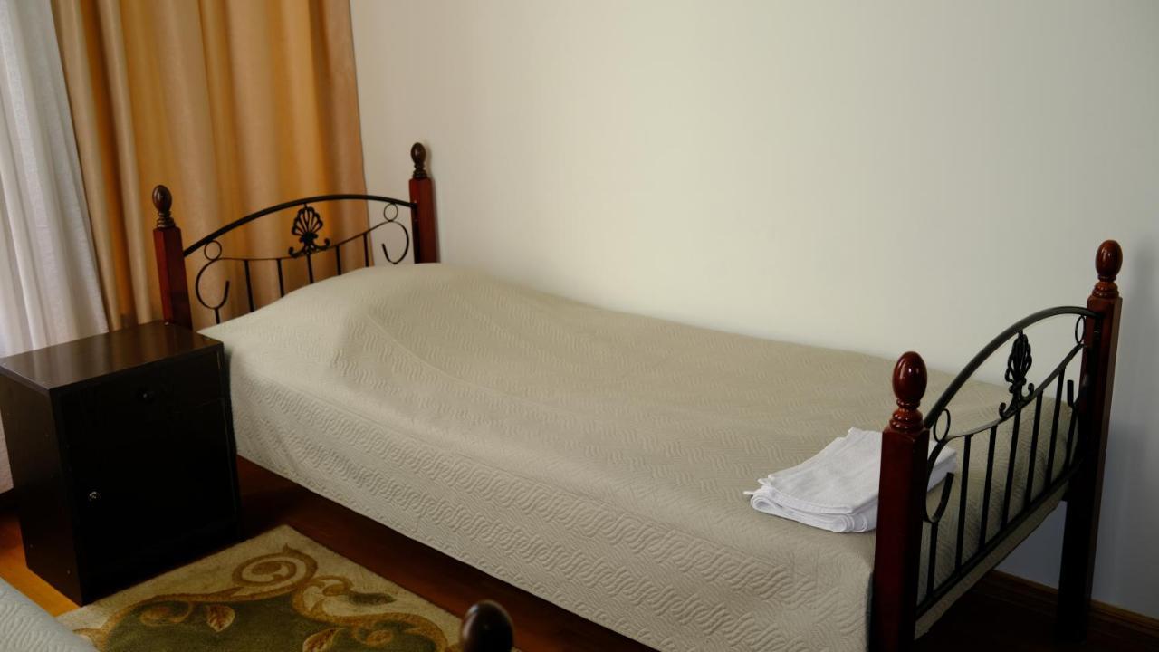 Хостел Ymca Spitak Экстерьер фото