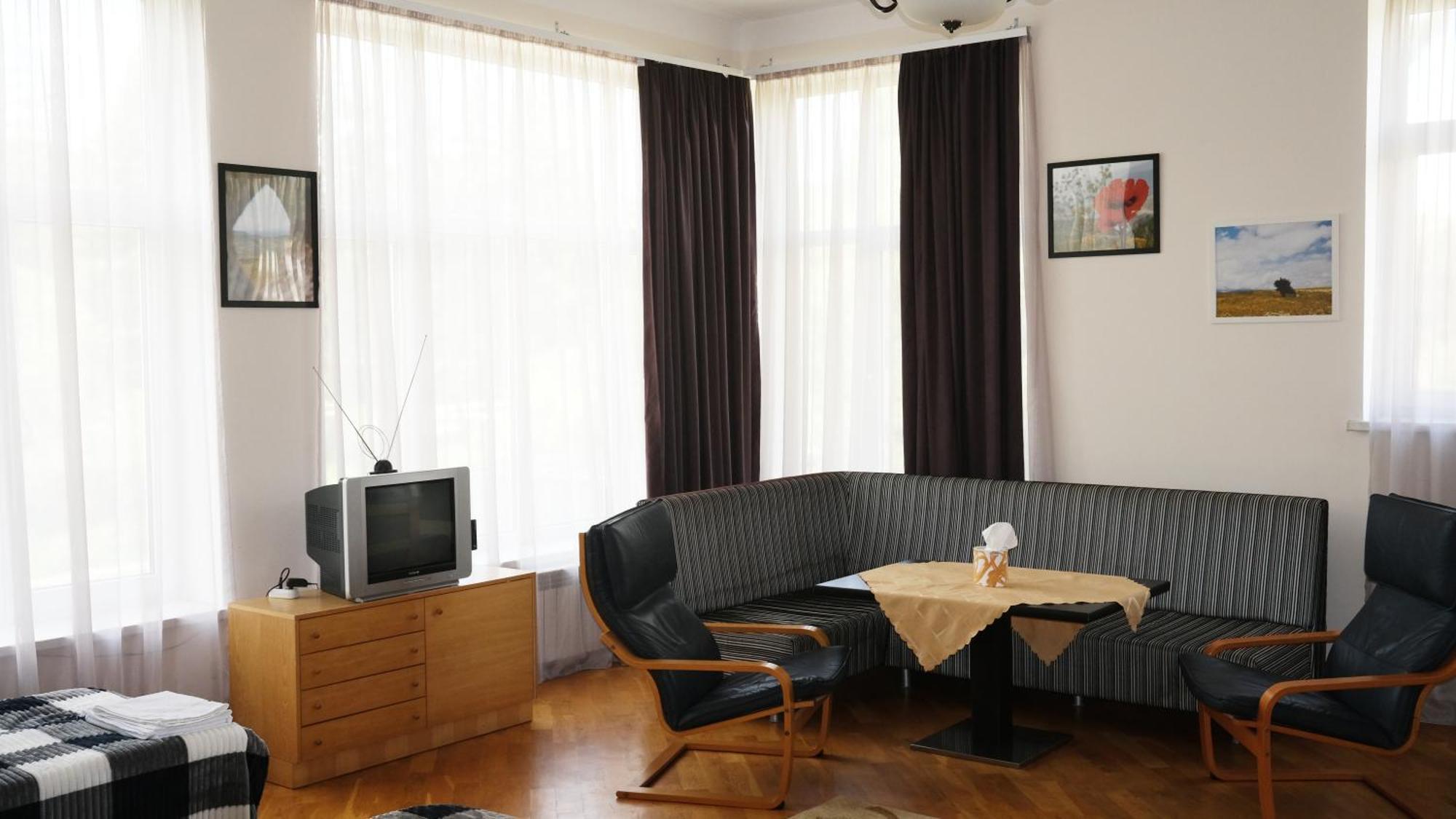 Хостел Ymca Spitak Экстерьер фото